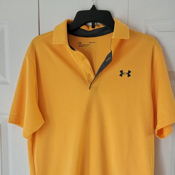 NWOT Men's Loose Under Armour Medium Polo - Picture 1 of 3